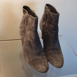 Vince Camuto grey suede booties